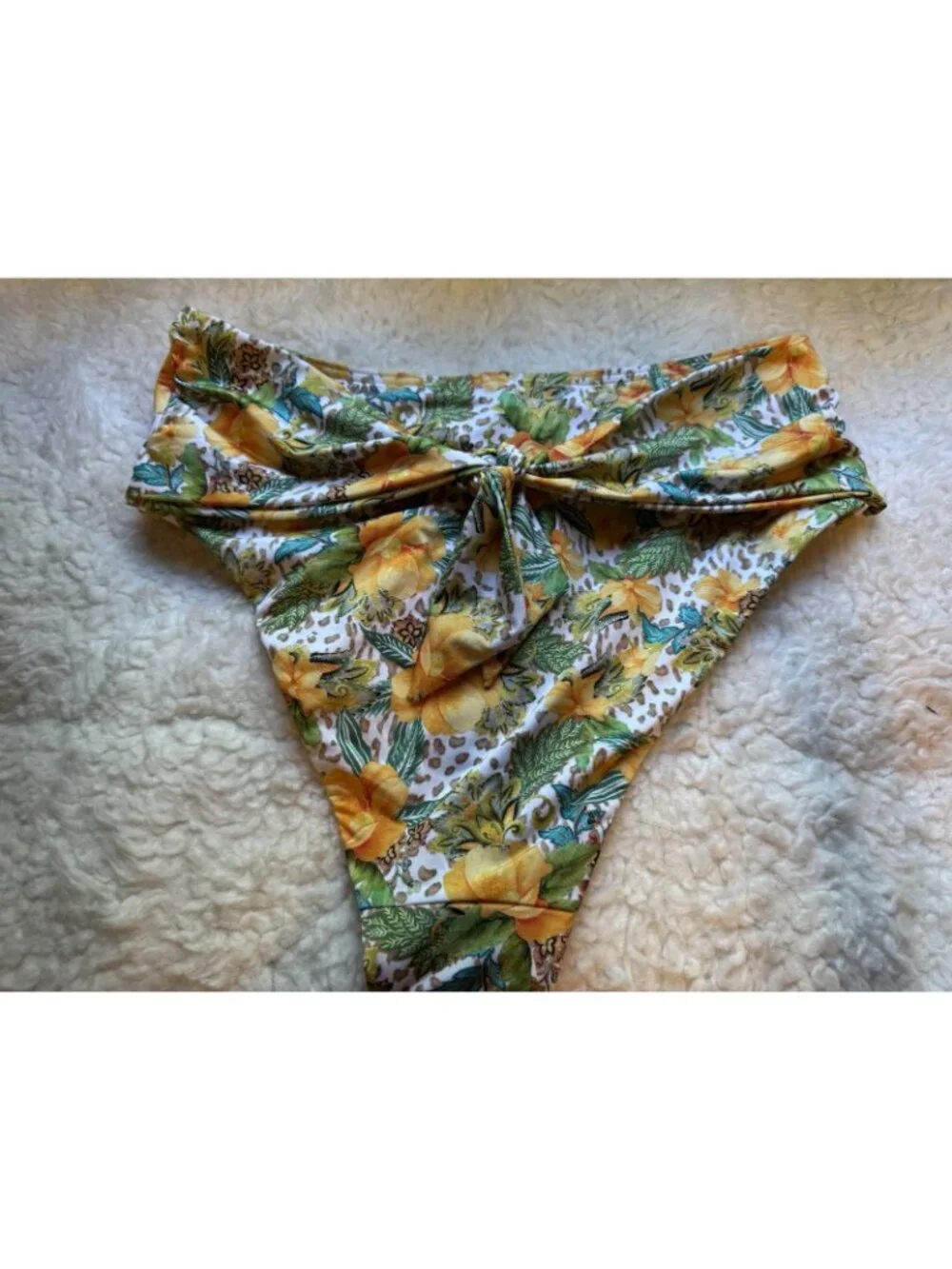 Aqua Blu Australia Womens Size 10 High-Waist Bikini Bottoms Dahlia Margot $85